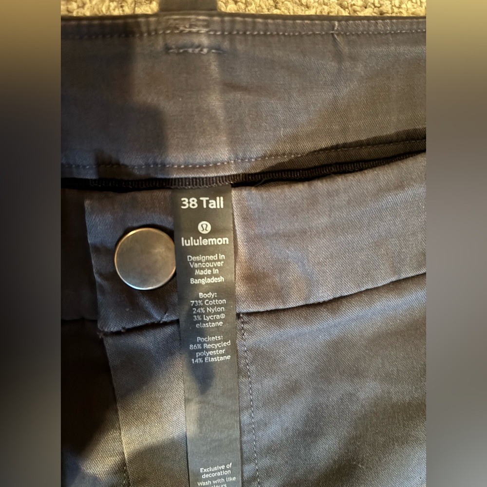 Men’s LuLu Lemon Navy Blue Casual Trousers 38 Tall